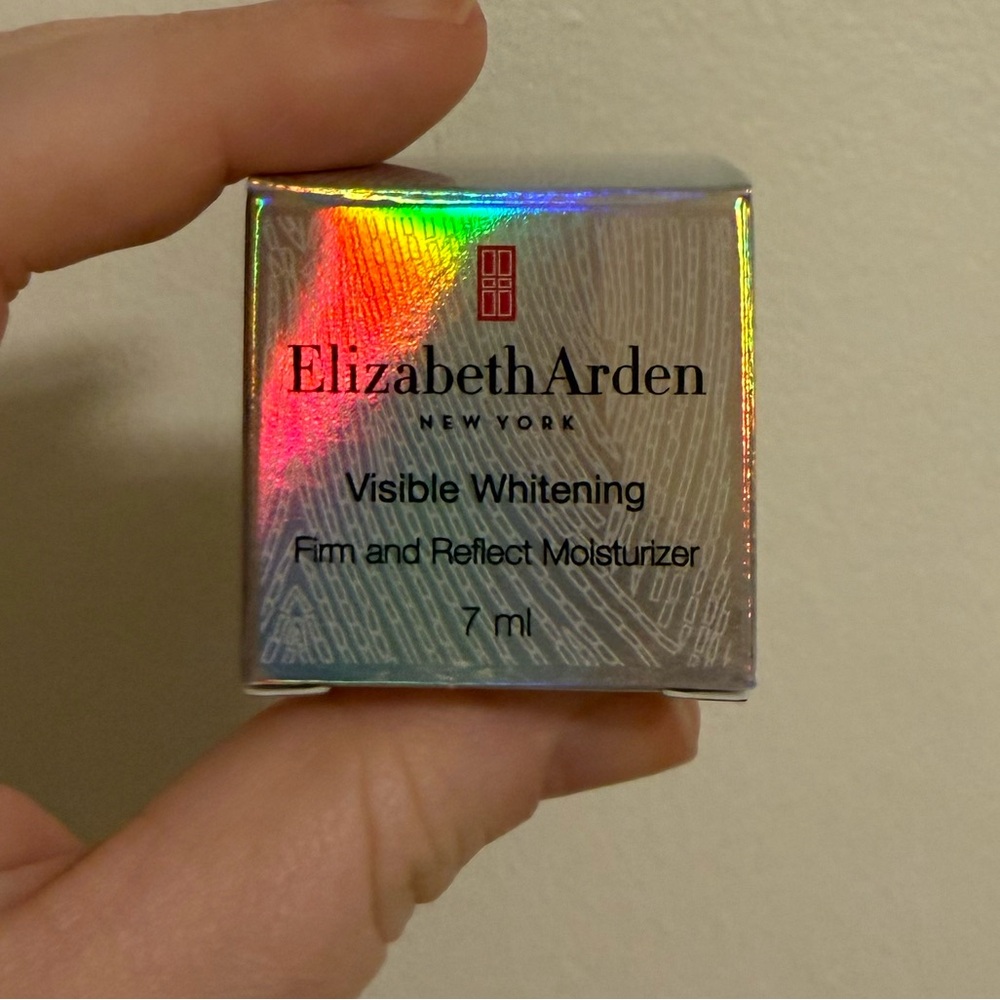 Elizabeth Arden Visible Whitening Moisturizer (7ml)